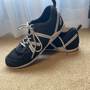 Xero Shoes Men's Prio Barefoot Minimalist Athletic Sneaker Black White - 11.5